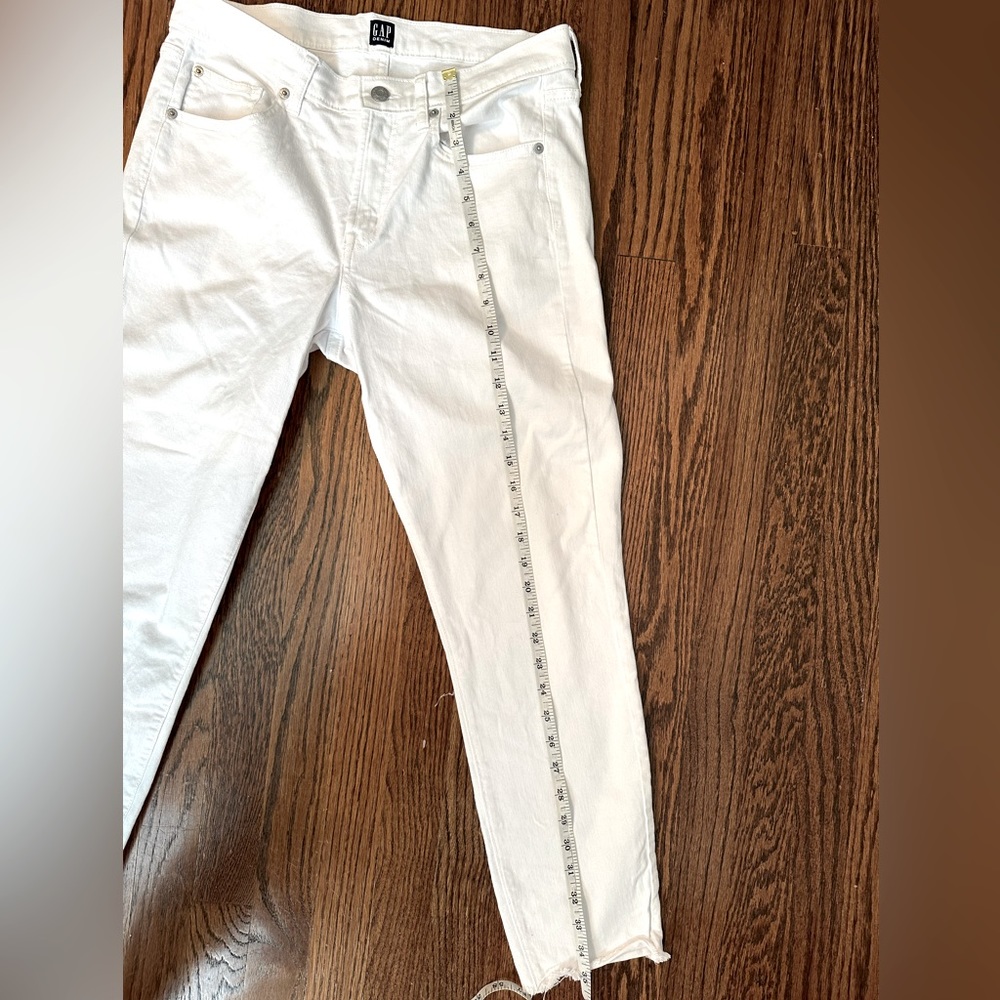 Women’s Gap True Skinny White Jeans, size 29 - Picture 9 of 10